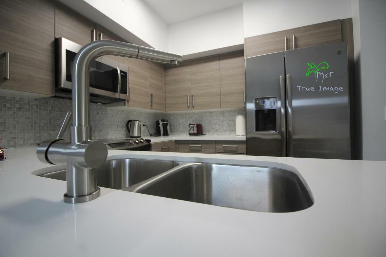 Yacht Club At Aventura 2 Bed 2 Bath Luxurius Cozy Brand New Appartement Buitenkant foto