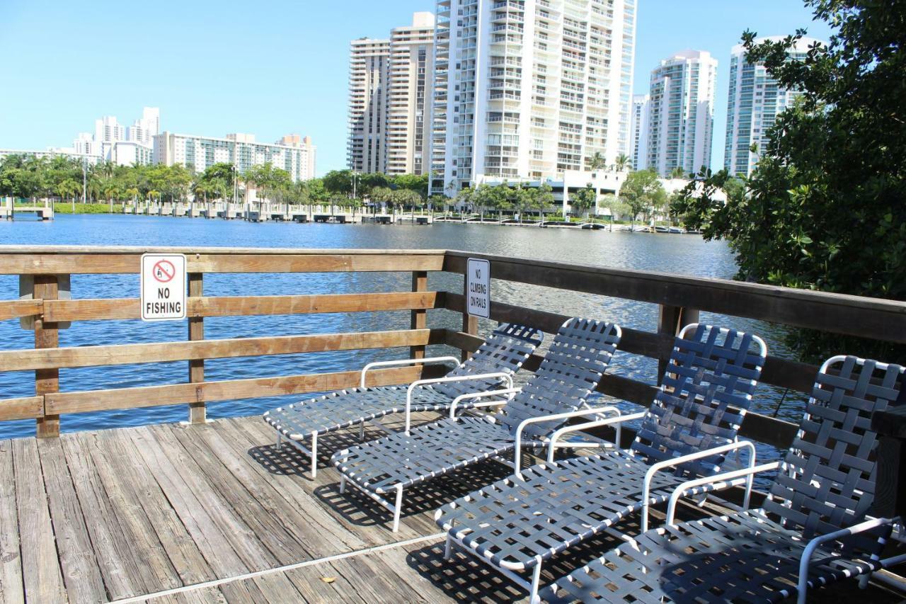 Yacht Club At Aventura 2 Bed 2 Bath Luxurius Cozy Brand New Appartement Buitenkant foto